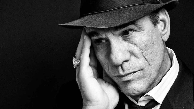 Robert Davi legge <em>The Selfish Giant</em> di Oscar Wilde